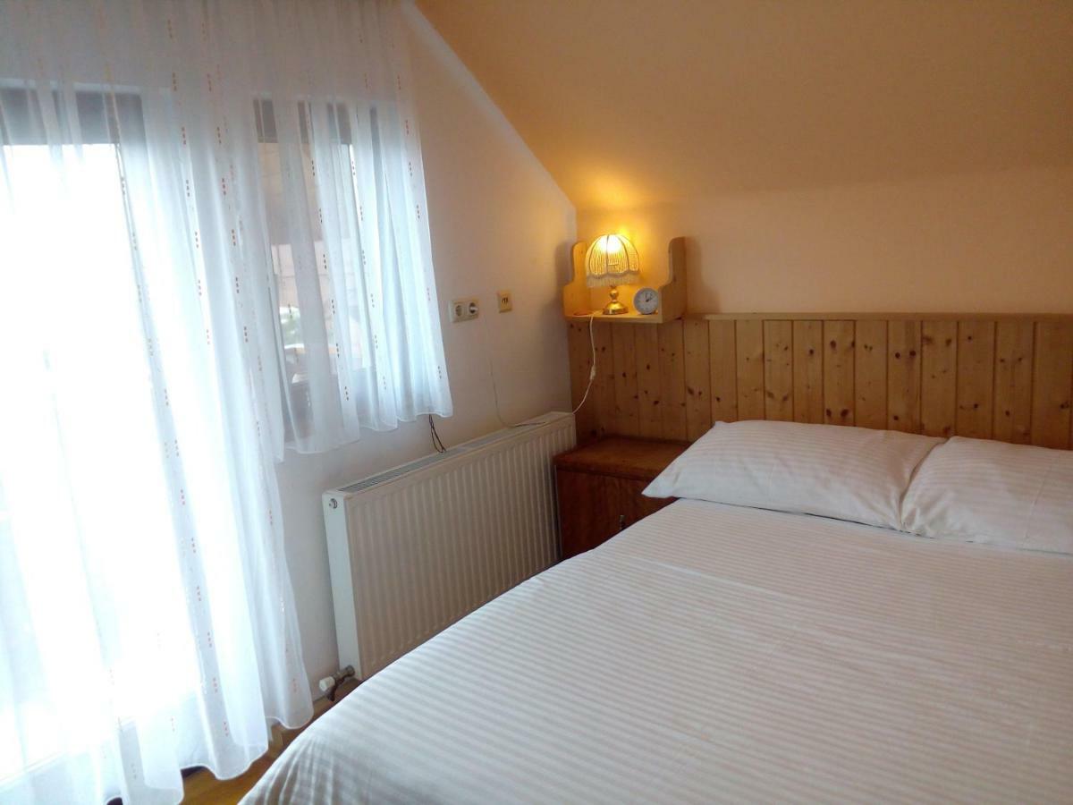 Ferienhaus In Der Schlipfing Mit Garten Altmünster Eksteriør bilde